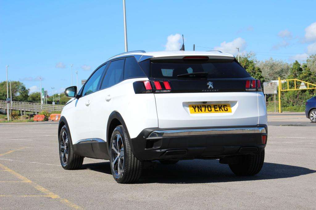 2020 PEUGEOT 3008 2020 PEUGEOT 3008
