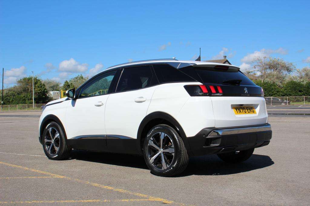 2020 PEUGEOT 3008 2020 PEUGEOT 3008