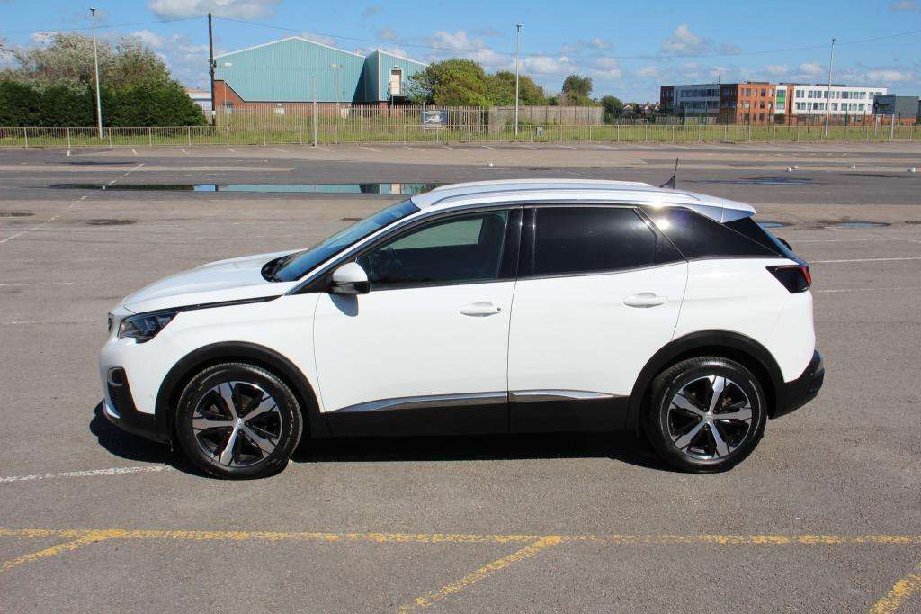 2020 PEUGEOT 3008 2020 PEUGEOT 3008