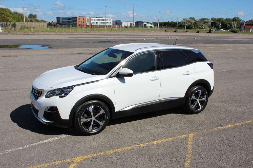 2020 PEUGEOT 3008 2020 PEUGEOT 3008