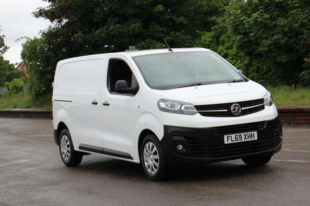A 2019 VAUXHALL VIVARO 2900 Edition S/s A 2019 VAUXHALL VIVARO 2900 Edition S/s