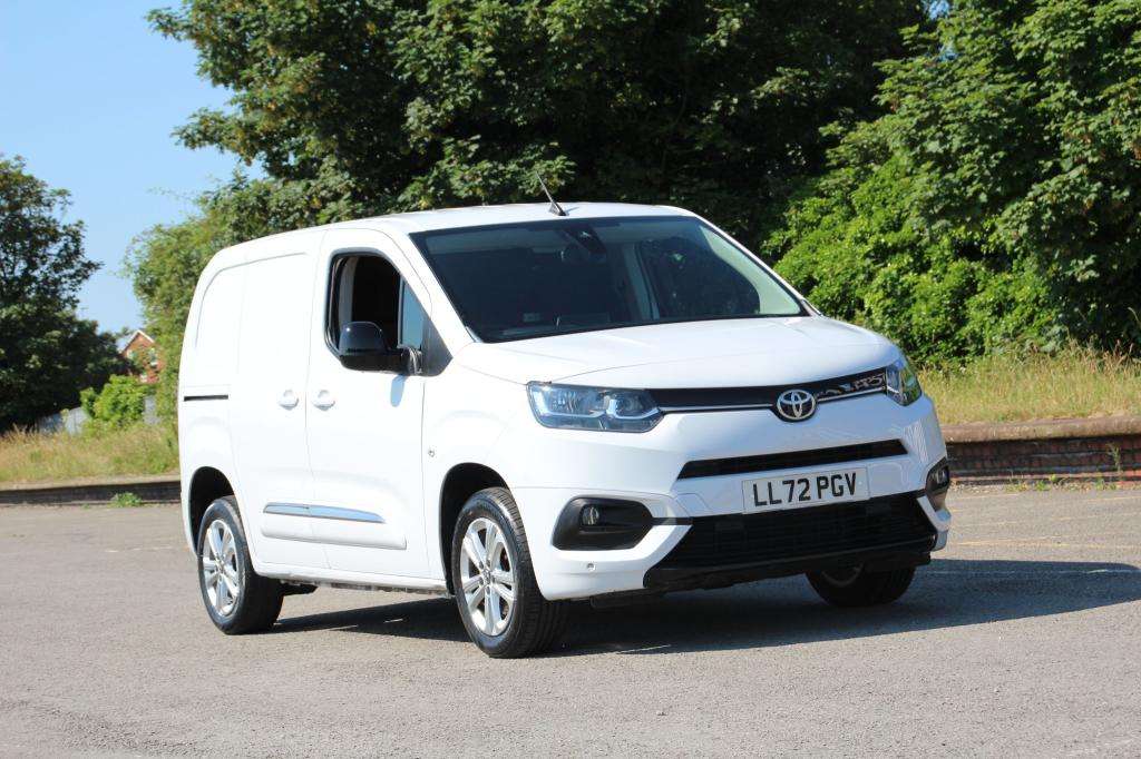 A 2022 TOYOTA PROACE CITY Design Auto A 2022 TOYOTA PROACE CITY Design Auto