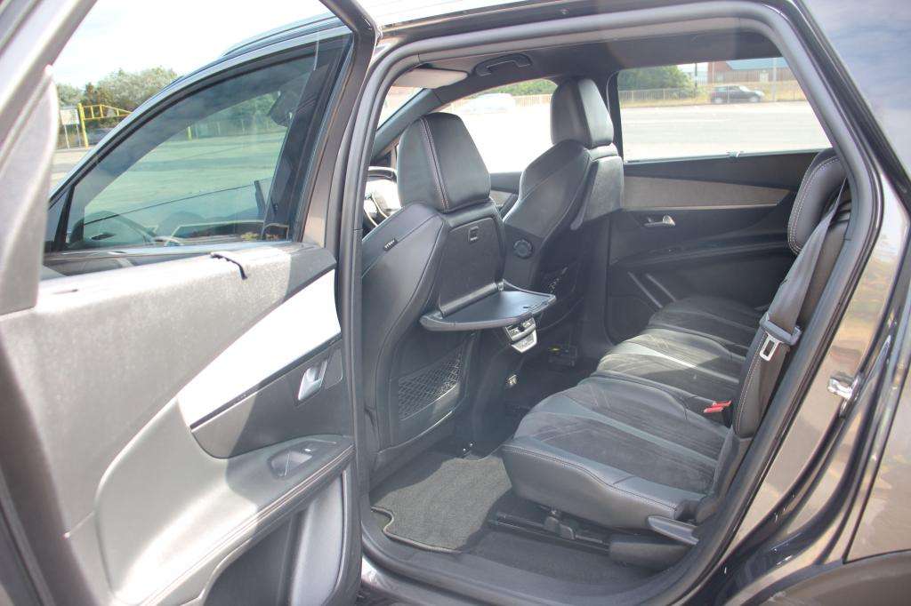 2021 PEUGEOT 5008 2021 PEUGEOT 5008