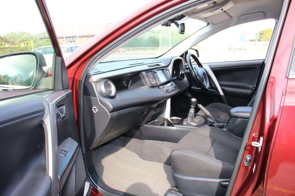 2017 TOYOTA RAV4 2017 TOYOTA RAV4