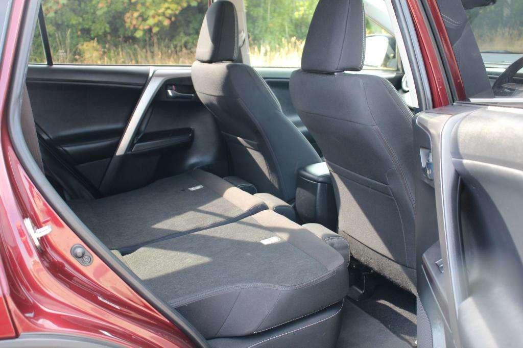 2017 TOYOTA RAV4 2017 TOYOTA RAV4