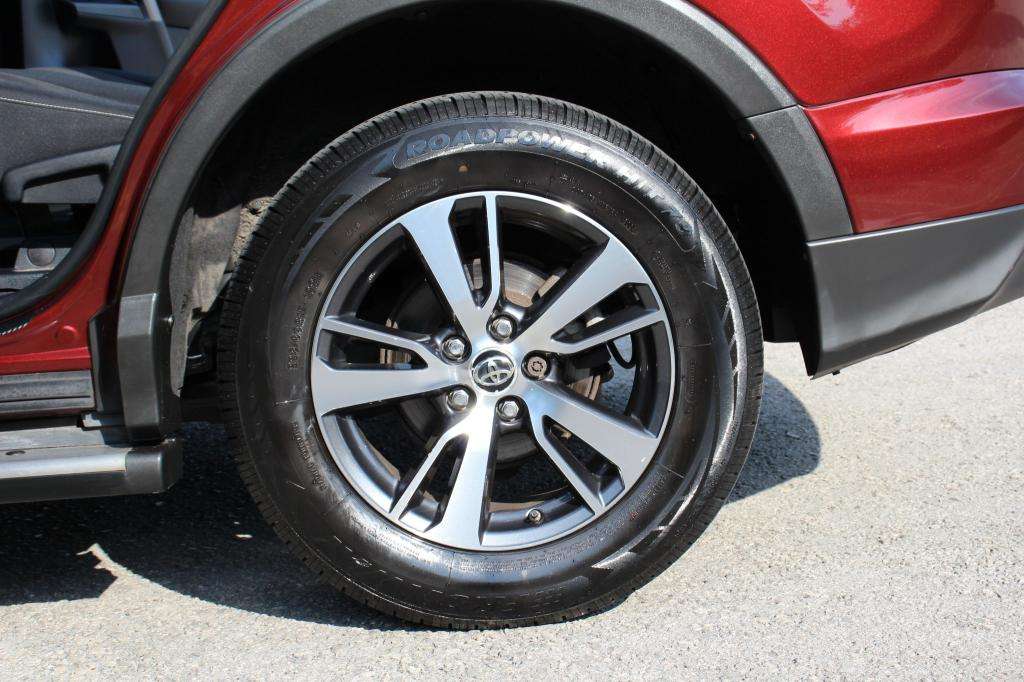 2017 TOYOTA RAV4 2017 TOYOTA RAV4