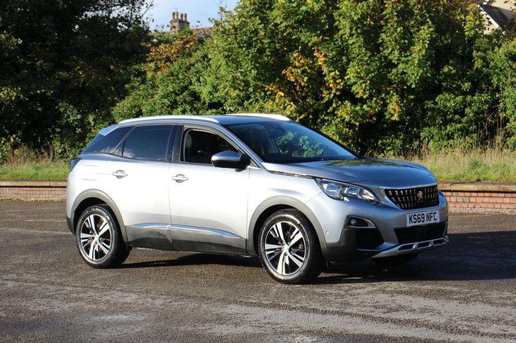 A 2019 PEUGEOT 3008 Allure Blue Hdi S/s Auto A 2019 PEUGEOT 3008 Allure Blue Hdi S/s Auto