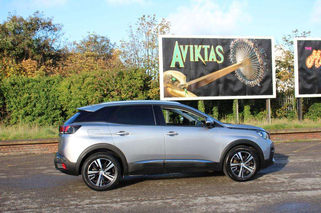 2019 PEUGEOT 3008 2019 PEUGEOT 3008