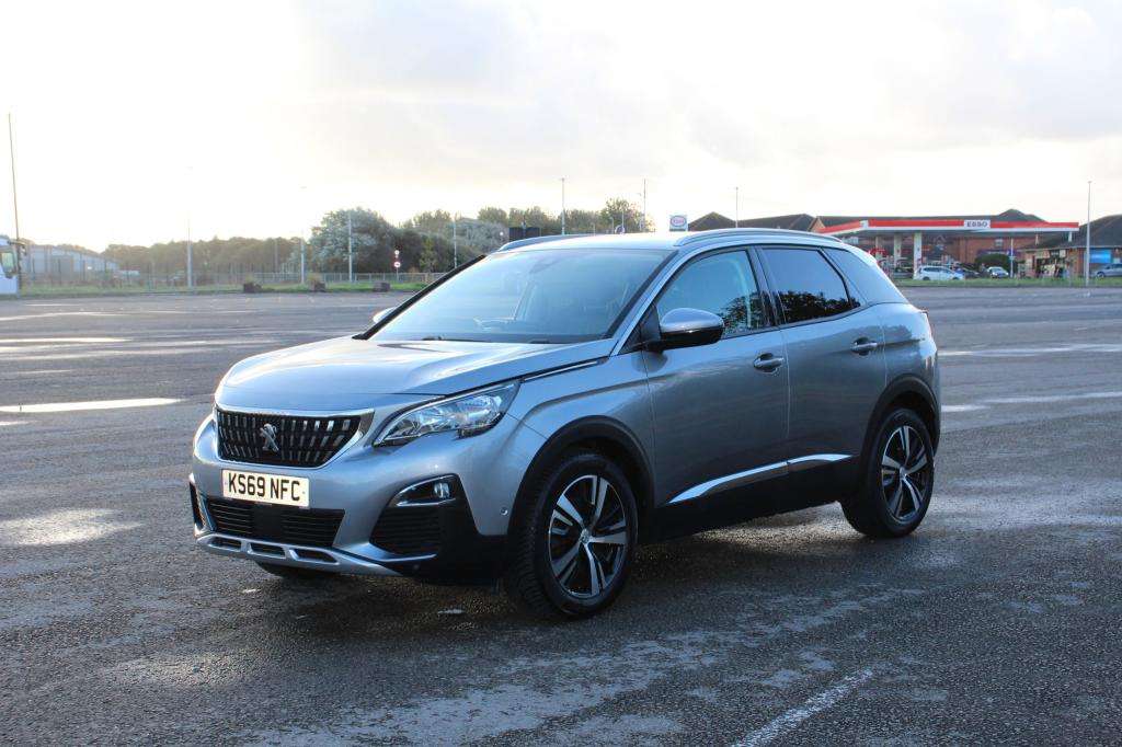 2019 PEUGEOT 3008 2019 PEUGEOT 3008