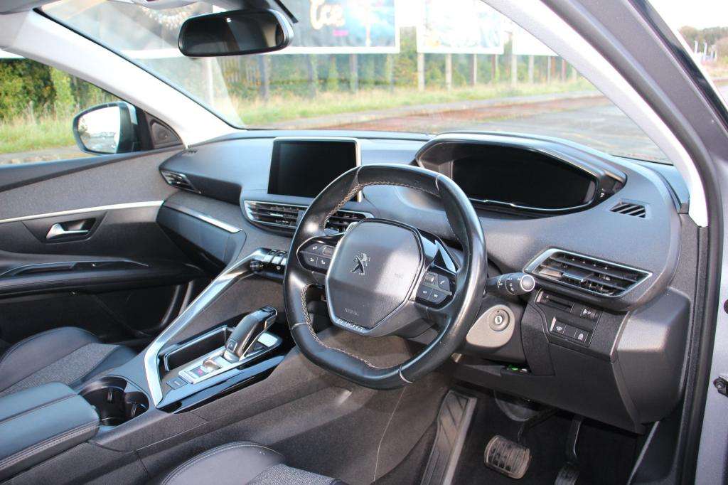 2019 PEUGEOT 3008 2019 PEUGEOT 3008