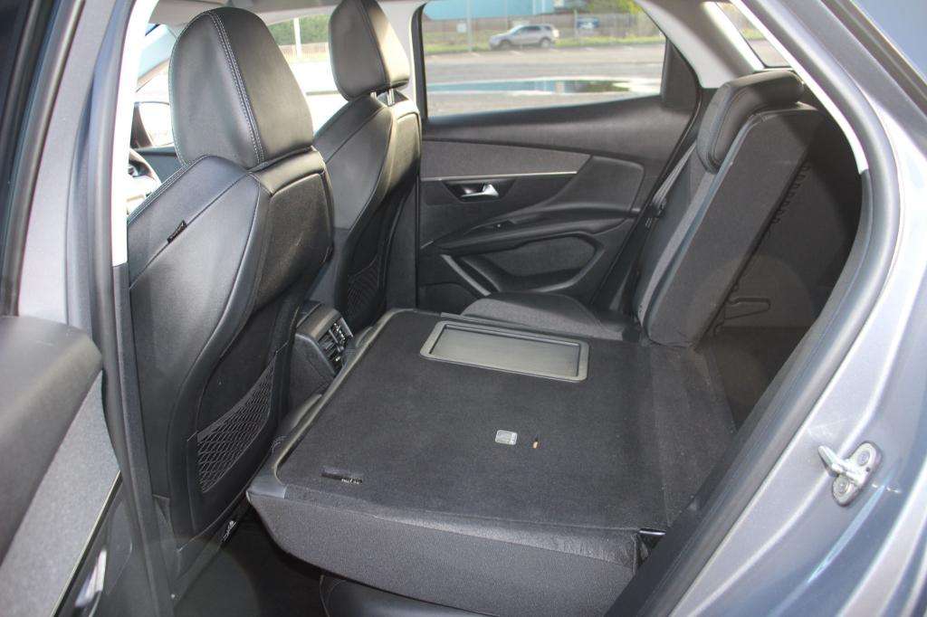 2019 PEUGEOT 3008 2019 PEUGEOT 3008