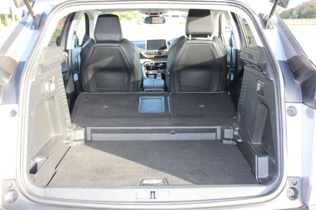 2019 PEUGEOT 3008 2019 PEUGEOT 3008