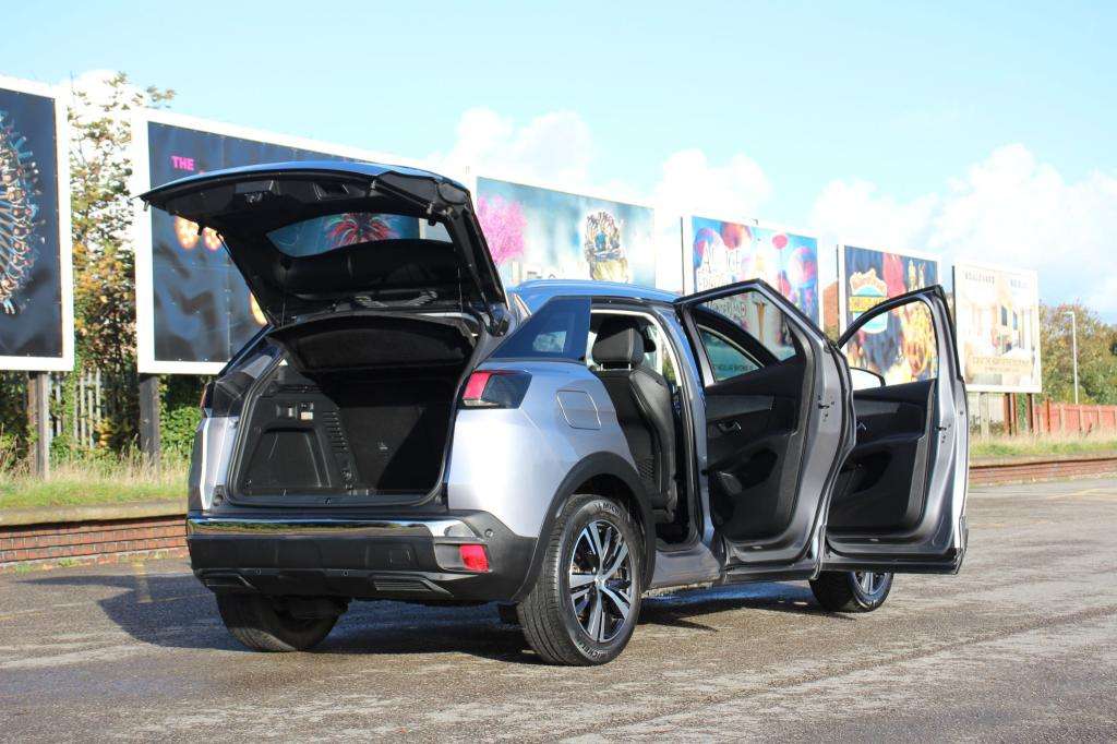 2019 PEUGEOT 3008 2019 PEUGEOT 3008