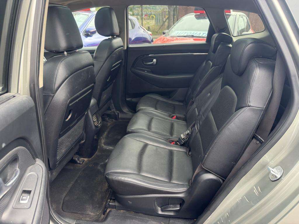 2015 KIA CARENS 2015 KIA CARENS