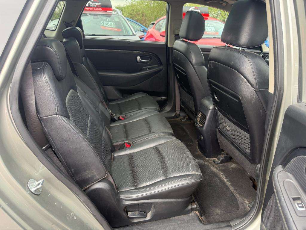 2015 KIA CARENS 2015 KIA CARENS