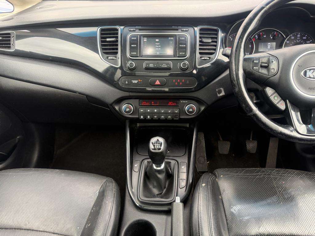 2015 KIA CARENS 2015 KIA CARENS