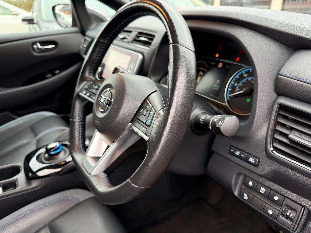 2021 NISSAN LEAF 2021 NISSAN LEAF