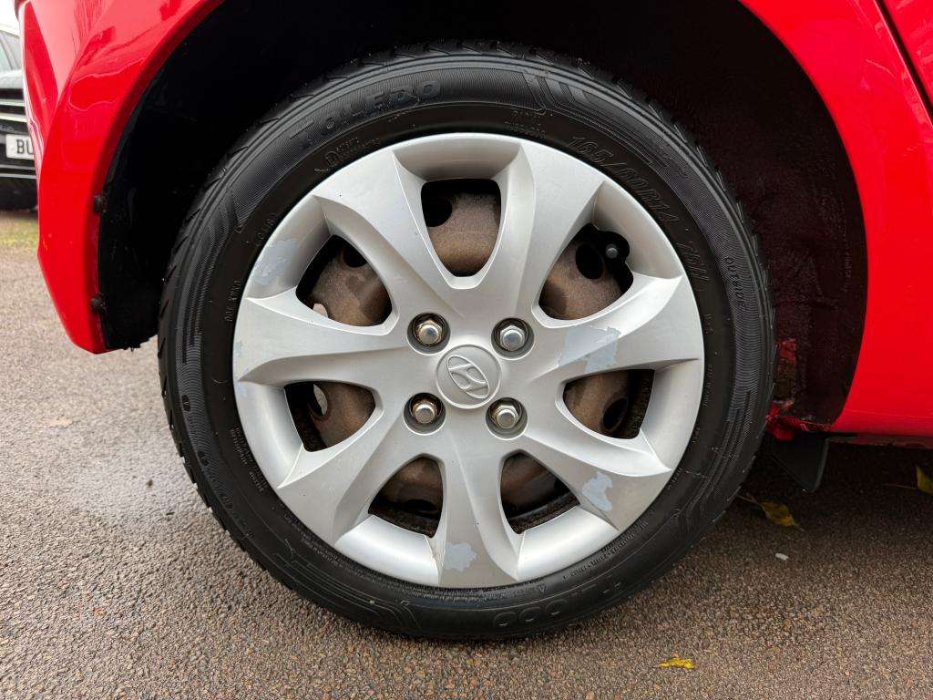 2012 HYUNDAI I10 2012 HYUNDAI I10