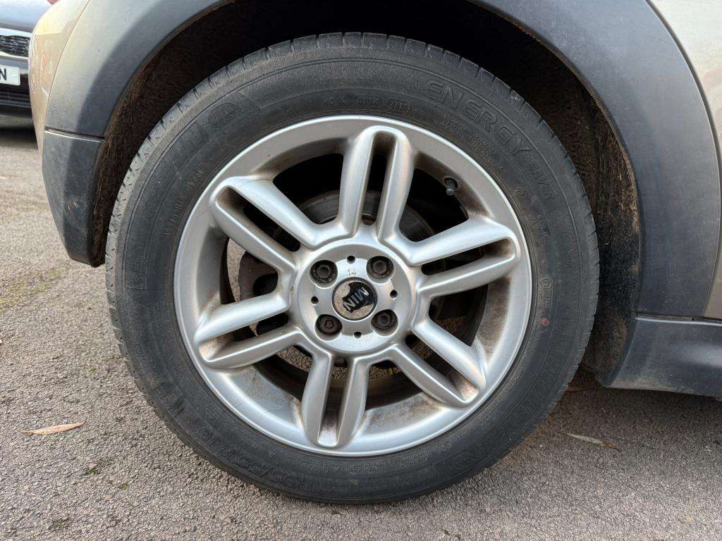 2011 MINI HATCH 2011 MINI HATCH