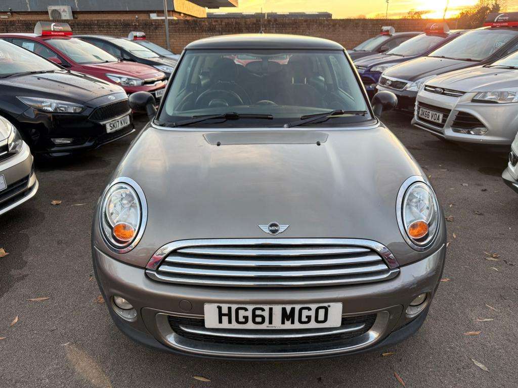 2011 MINI HATCH 2011 MINI HATCH