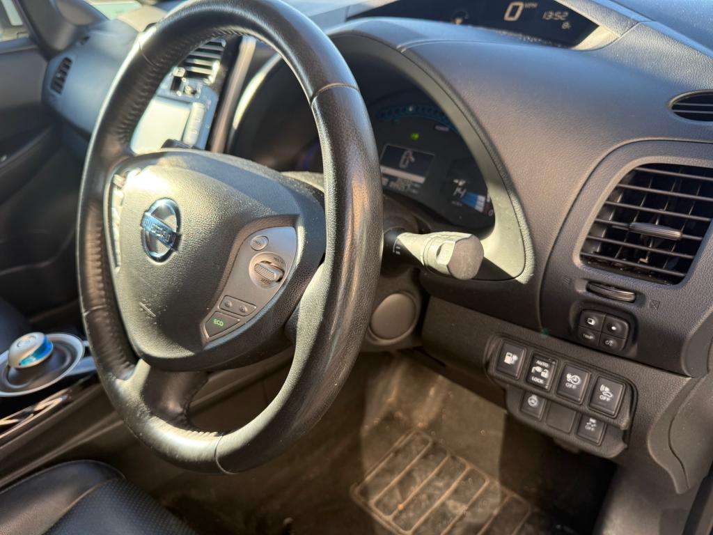 2015 NISSAN LEAF 2015 NISSAN LEAF