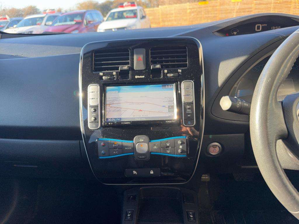 2015 NISSAN LEAF 2015 NISSAN LEAF