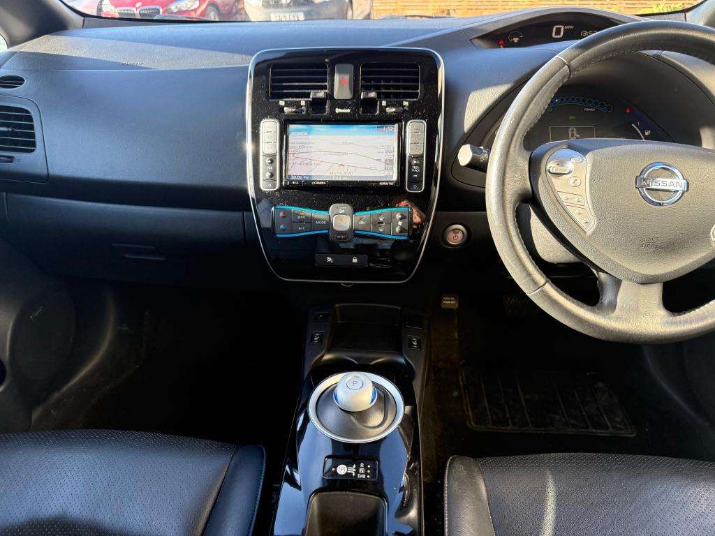 2015 NISSAN LEAF 2015 NISSAN LEAF