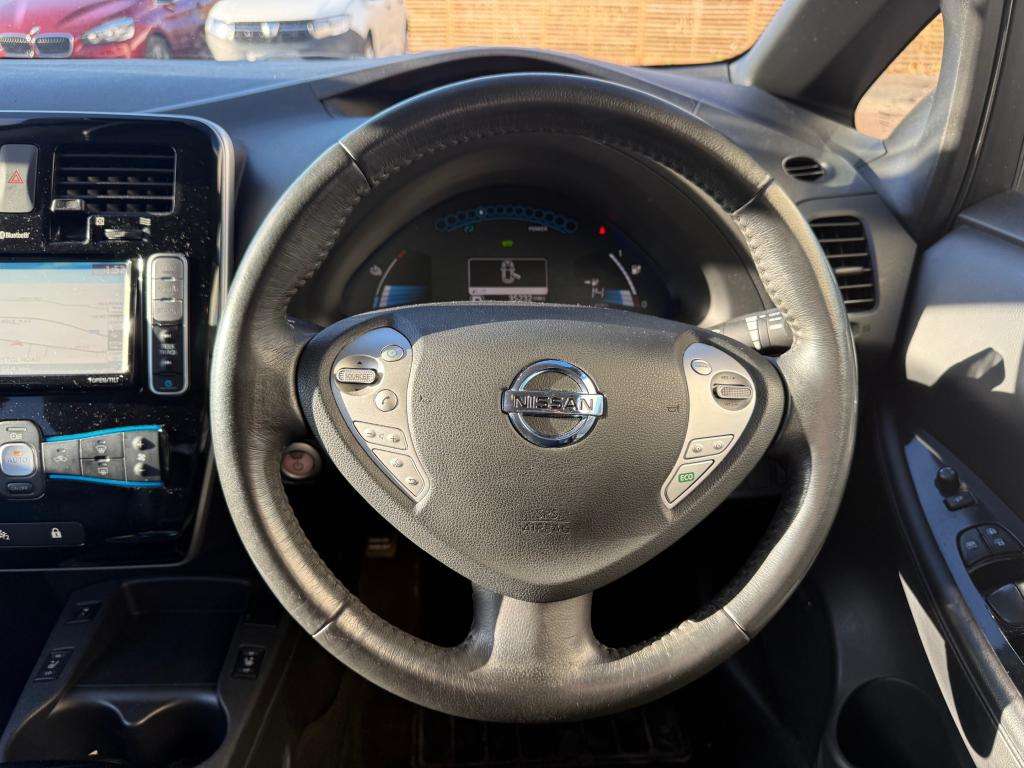 2015 NISSAN LEAF 2015 NISSAN LEAF