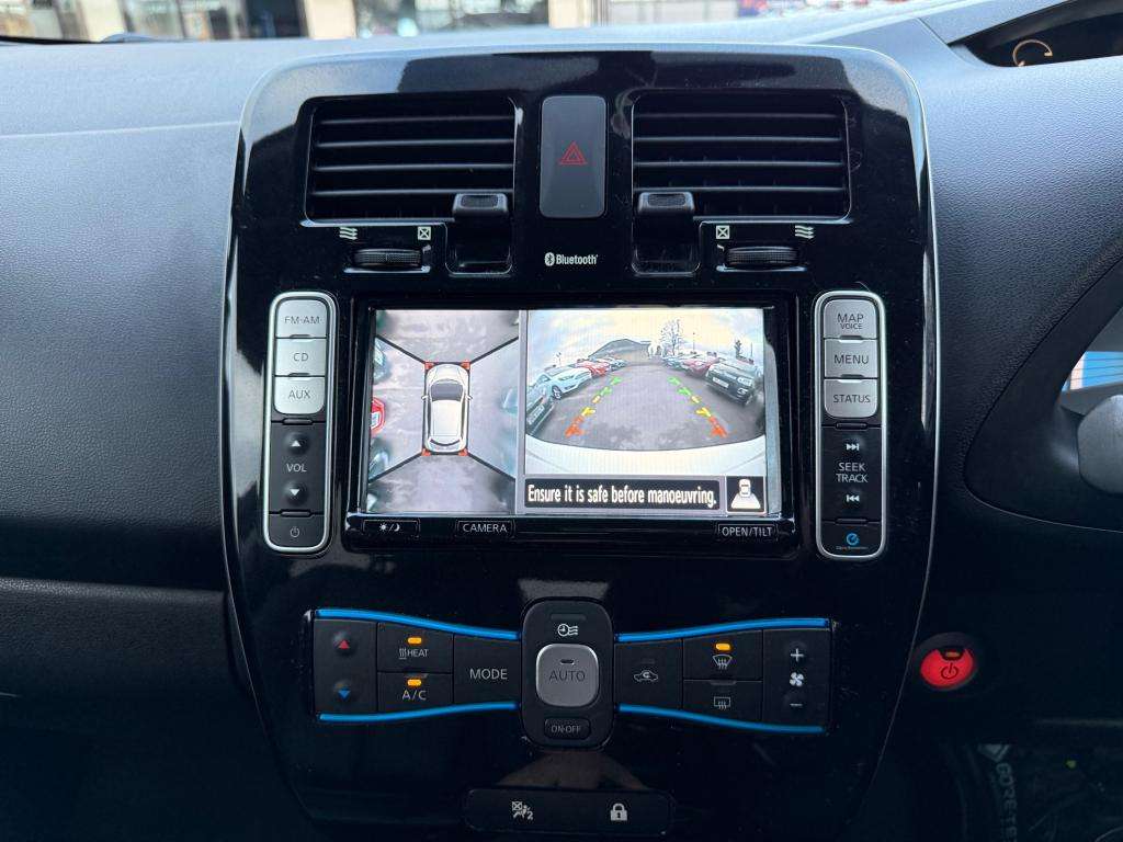 2015 NISSAN LEAF 2015 NISSAN LEAF