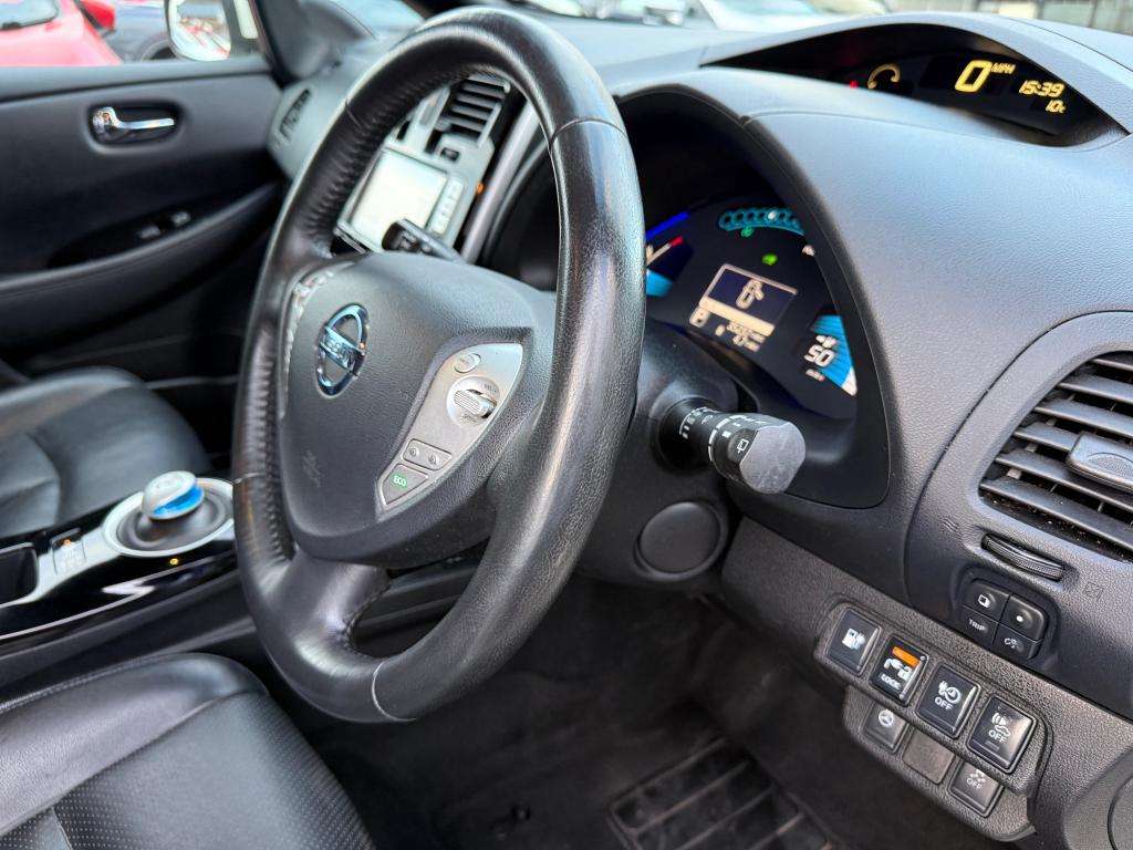 2015 NISSAN LEAF 2015 NISSAN LEAF