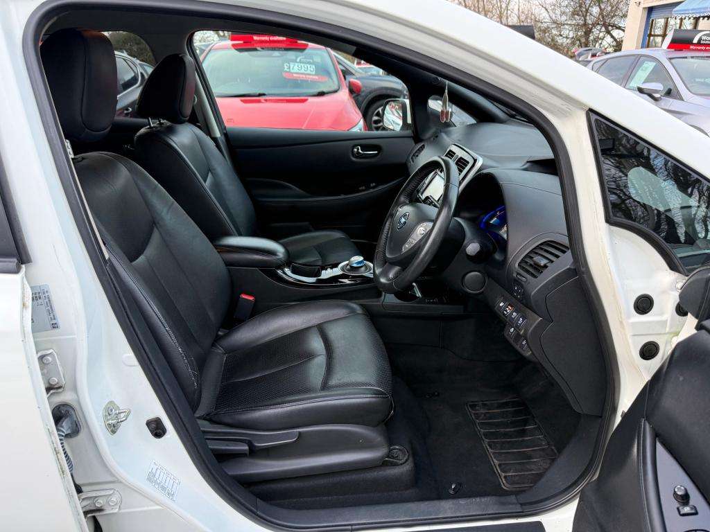 2015 NISSAN LEAF 2015 NISSAN LEAF