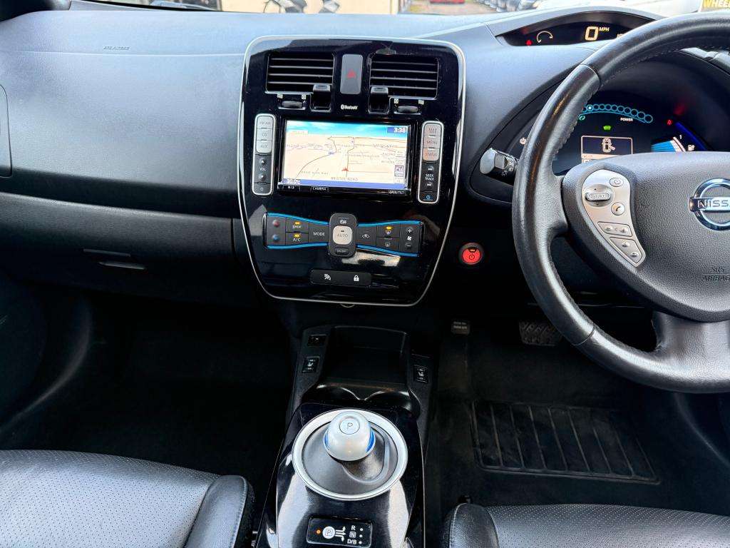 2015 NISSAN LEAF 2015 NISSAN LEAF