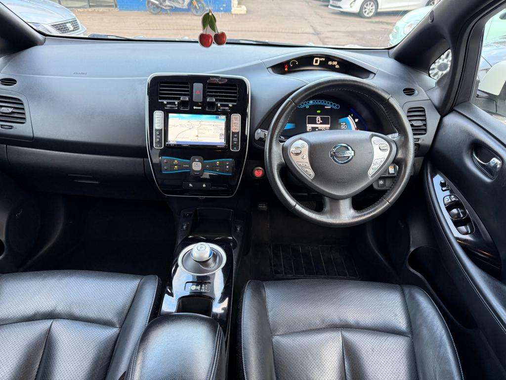 2015 NISSAN LEAF 2015 NISSAN LEAF