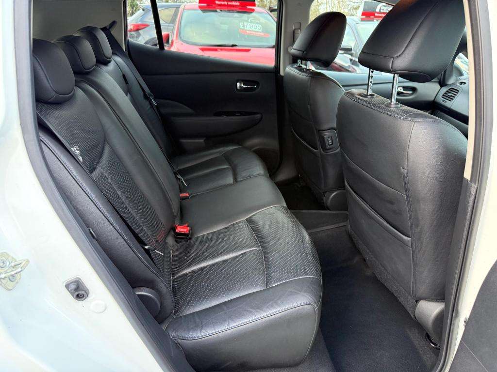 2015 NISSAN LEAF 2015 NISSAN LEAF