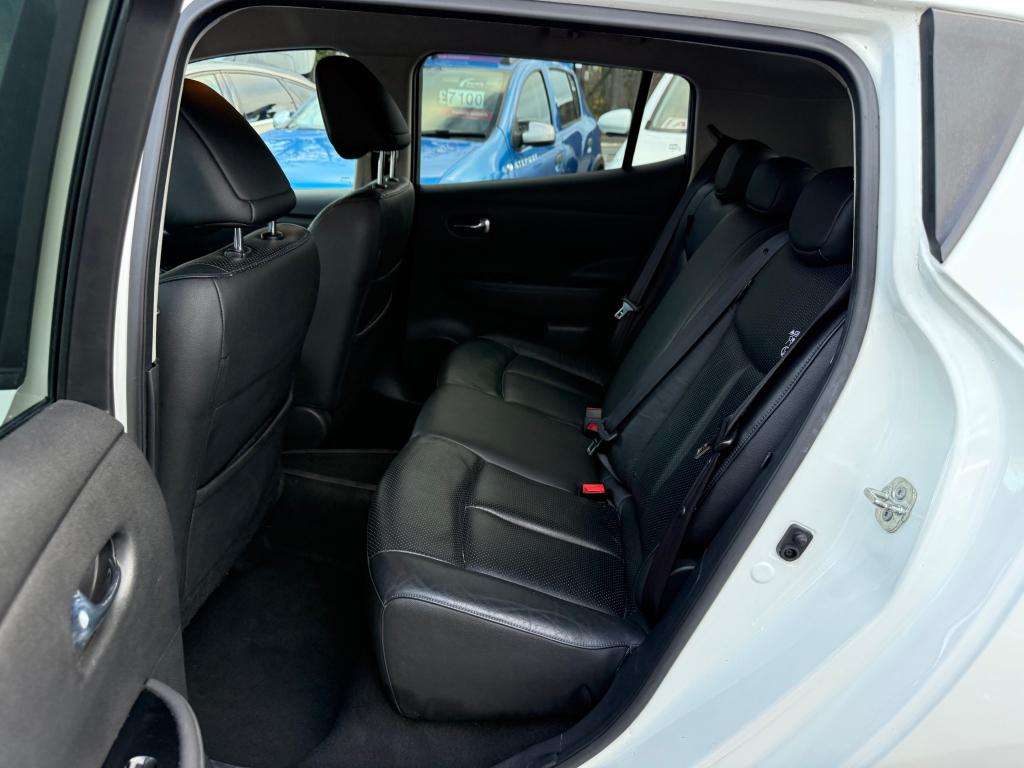 2015 NISSAN LEAF 2015 NISSAN LEAF