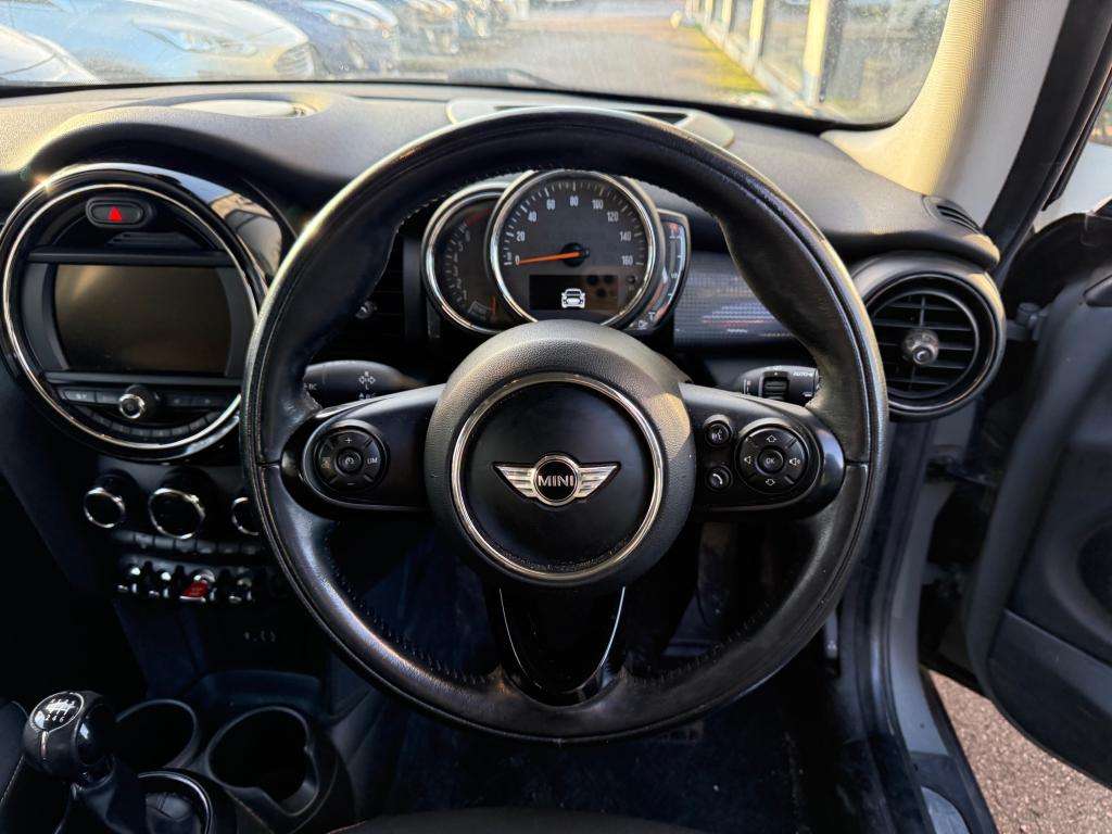 2017 MINI HATCH 2017 MINI HATCH