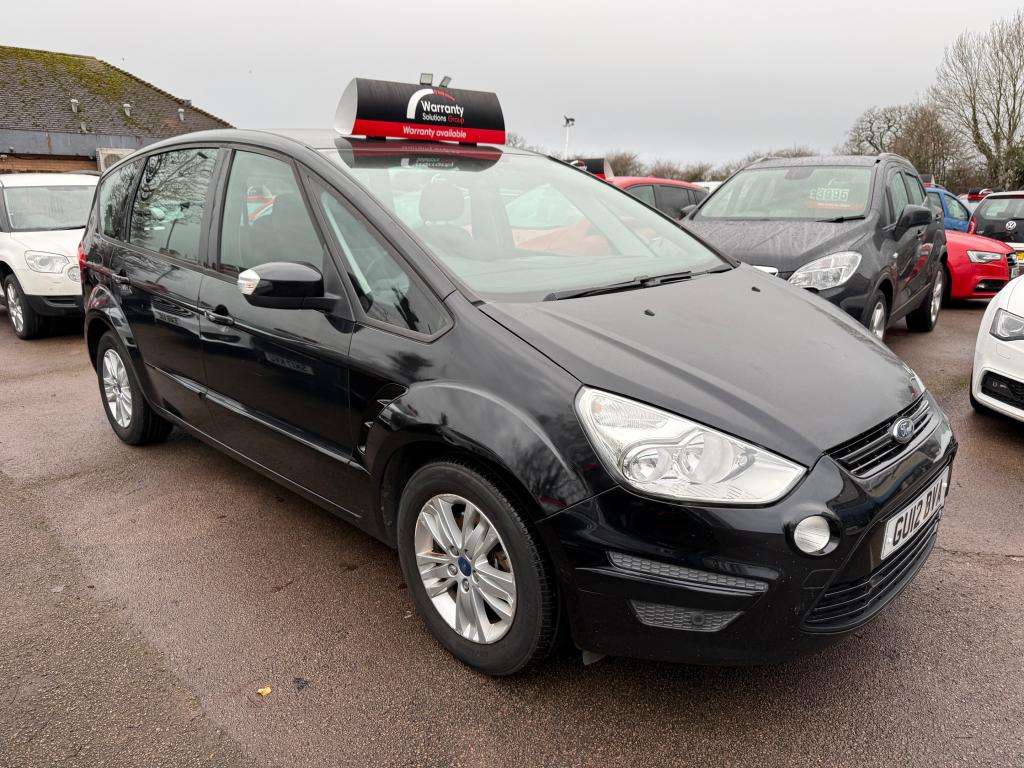 A 2012 FORD S-MAX Zetec Tdci 140 A 2012 FORD S-MAX Zetec Tdci 140