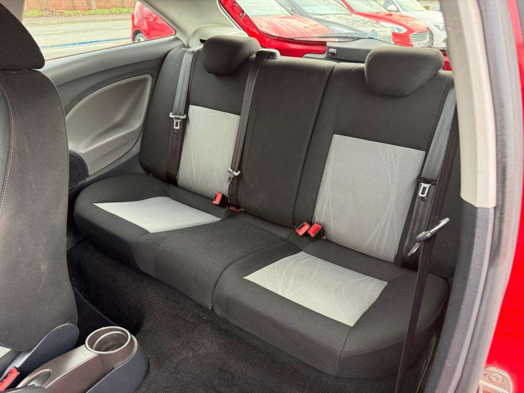 2013 SEAT IBIZA 2013 SEAT IBIZA