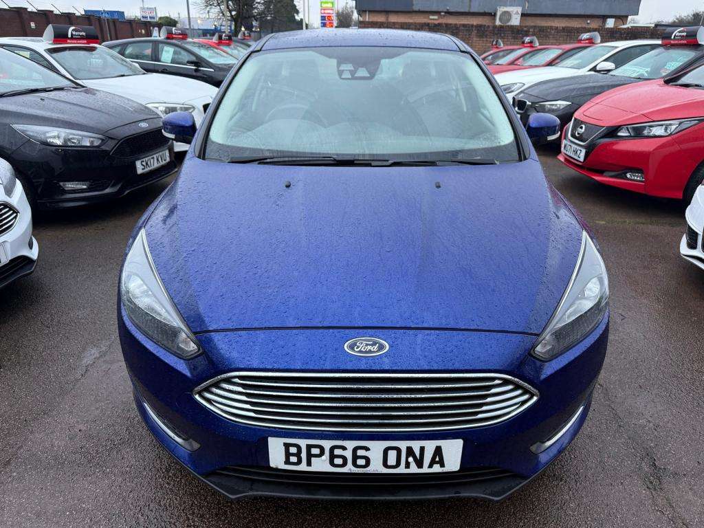 A 2017 FORD FOCUS Titanium A 2017 FORD FOCUS Titanium