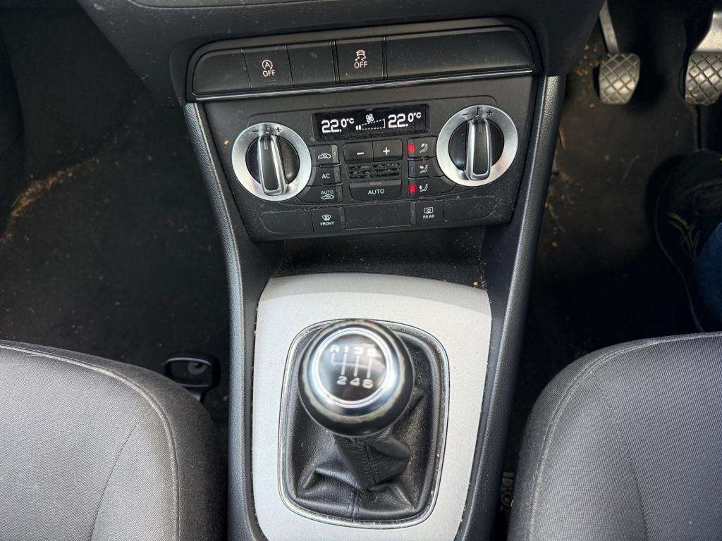 2013 AUDI Q3 2013 AUDI Q3