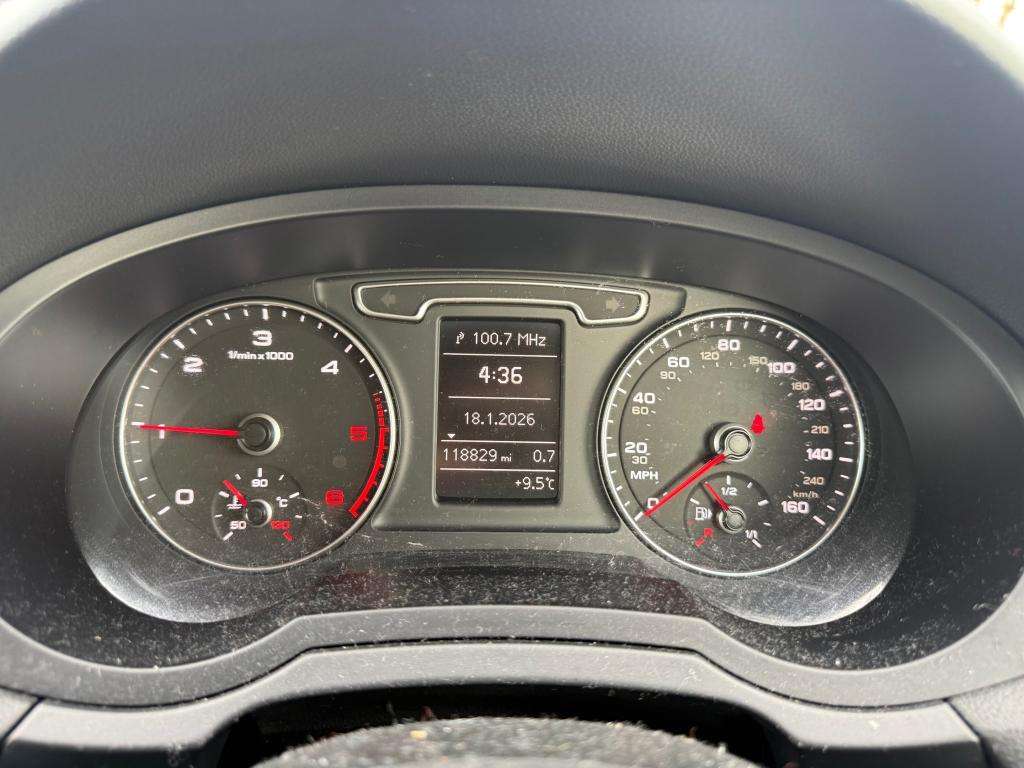 2013 AUDI Q3 2013 AUDI Q3