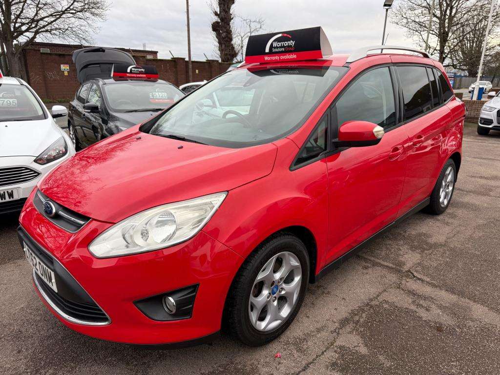 A 2013 FORD C-MAX Grand C-max Zetec T A 2013 FORD C-MAX Grand C-max Zetec T