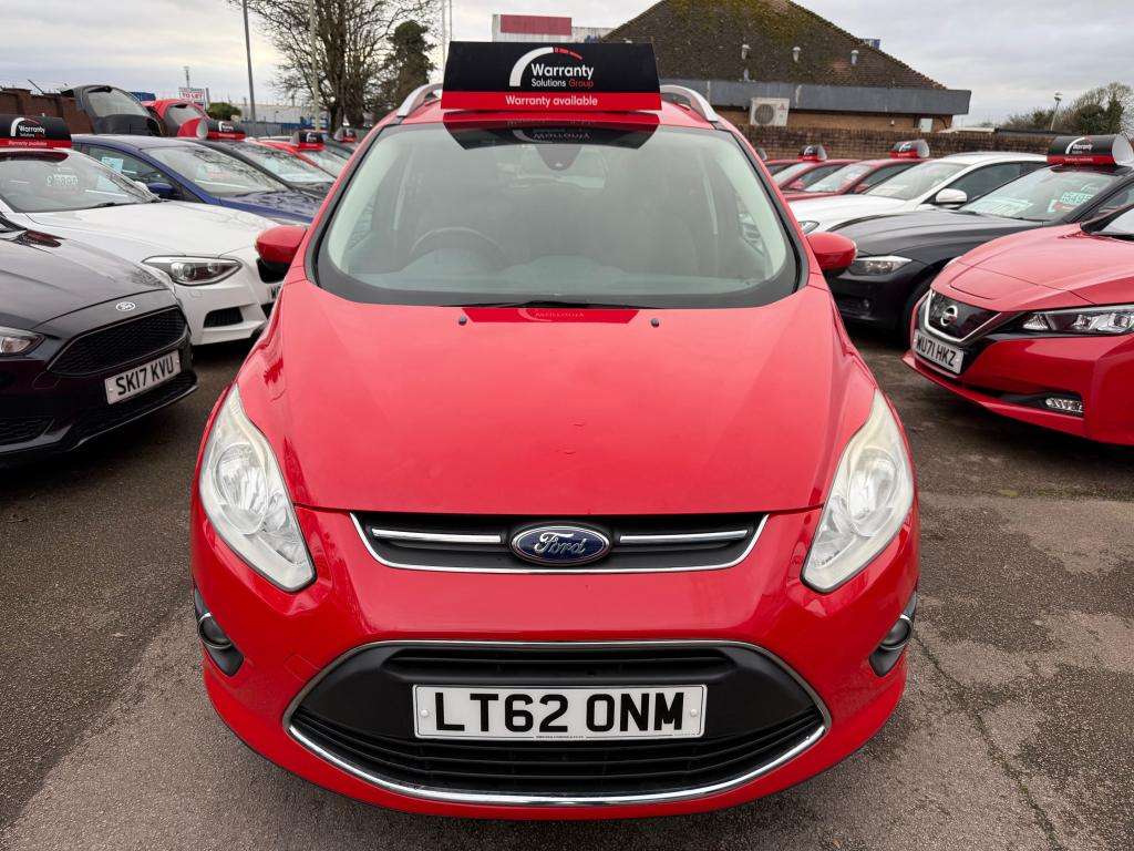 A 2013 FORD C-MAX Grand C-max Zetec T A 2013 FORD C-MAX Grand C-max Zetec T