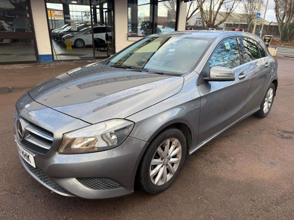 A 2014 MERCEDES-BENZ A-CLASS A180 Blueefficiency Se Cdi Auto A 2014 MERCEDES-BENZ A-CLASS A180 Blueefficiency Se Cdi Auto
