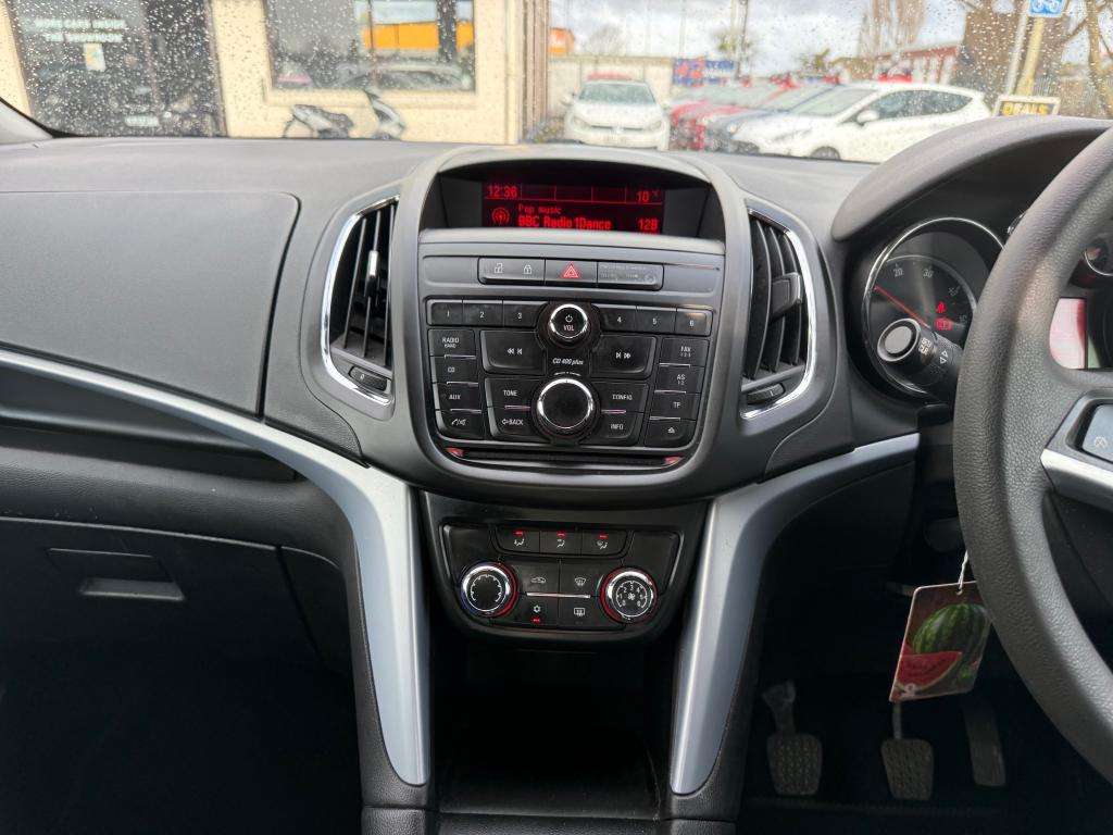 2016 VAUXHALL ZAFIRA TOURER 2016 VAUXHALL ZAFIRA TOURER
