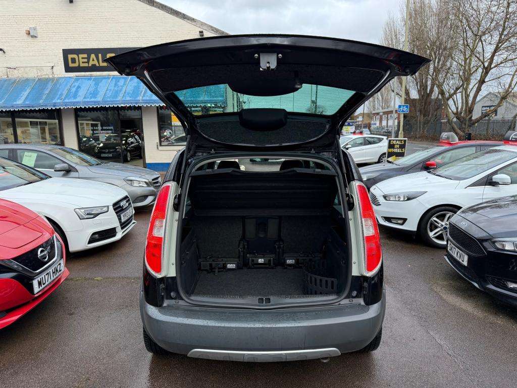 2013 SKODA ROOMSTER 2013 SKODA ROOMSTER