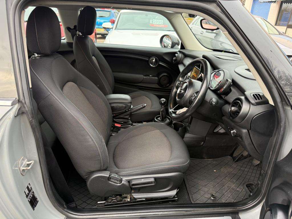 2017 MINI HATCH 2017 MINI HATCH