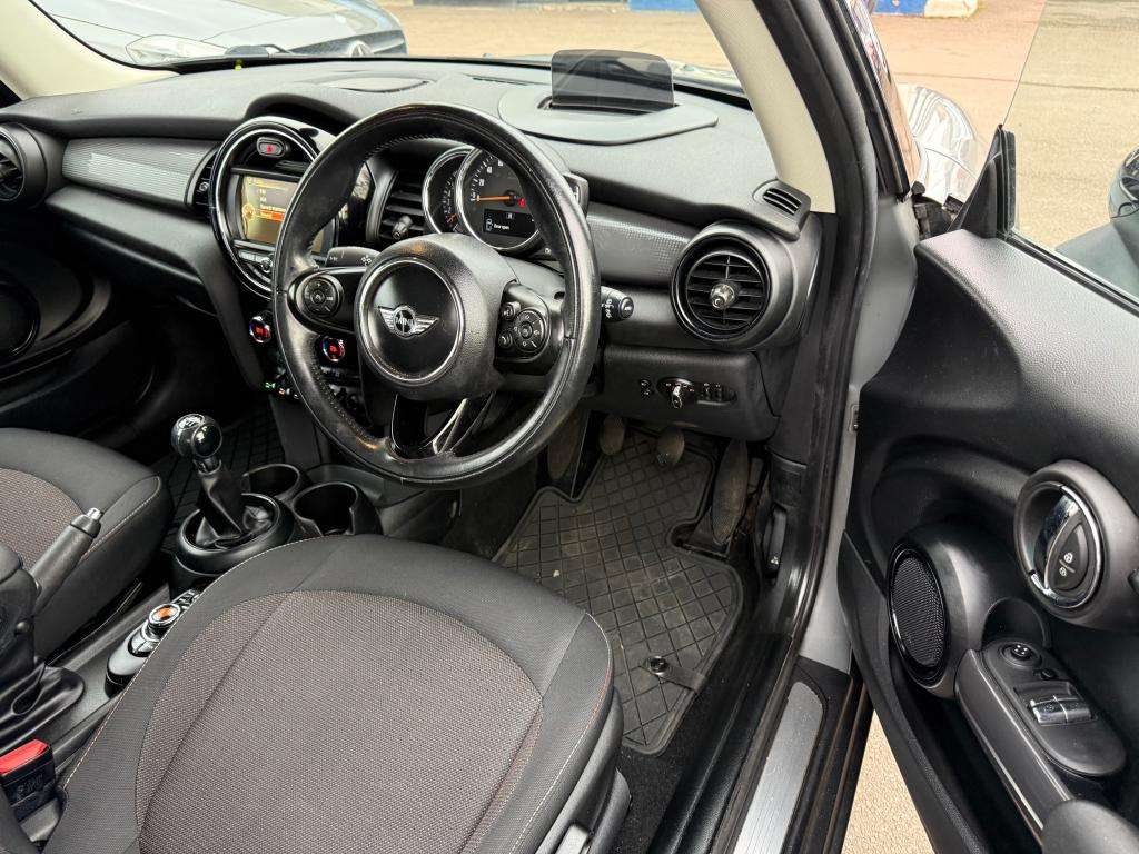 2017 MINI HATCH 2017 MINI HATCH