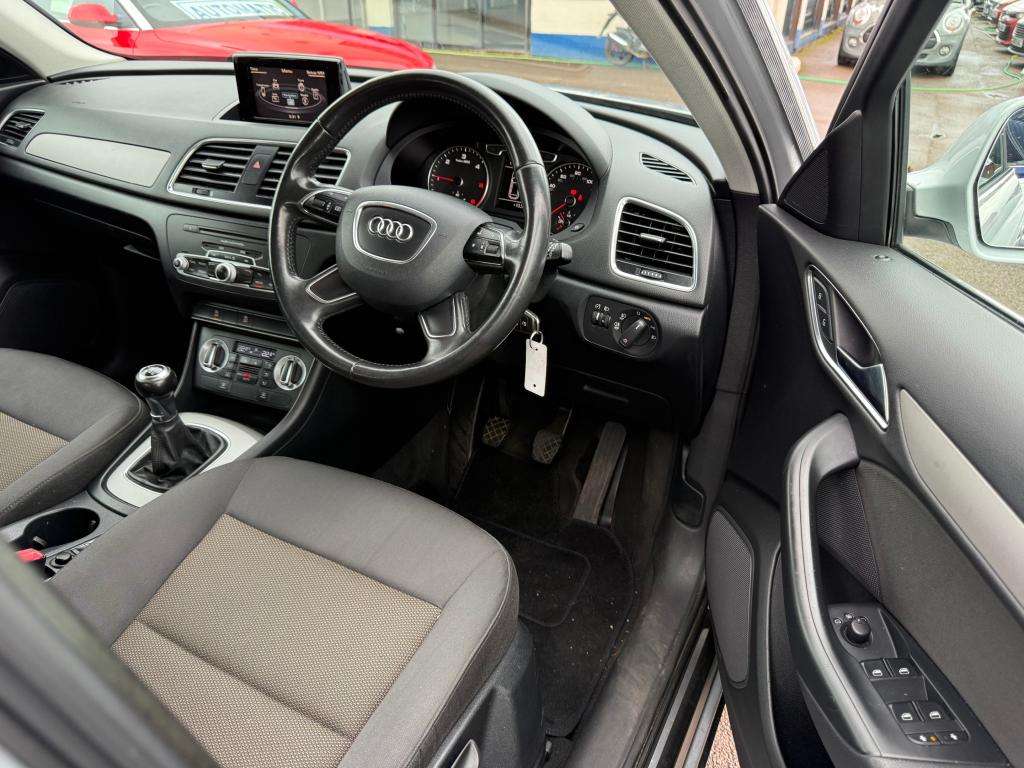 2013 AUDI Q3 2013 AUDI Q3