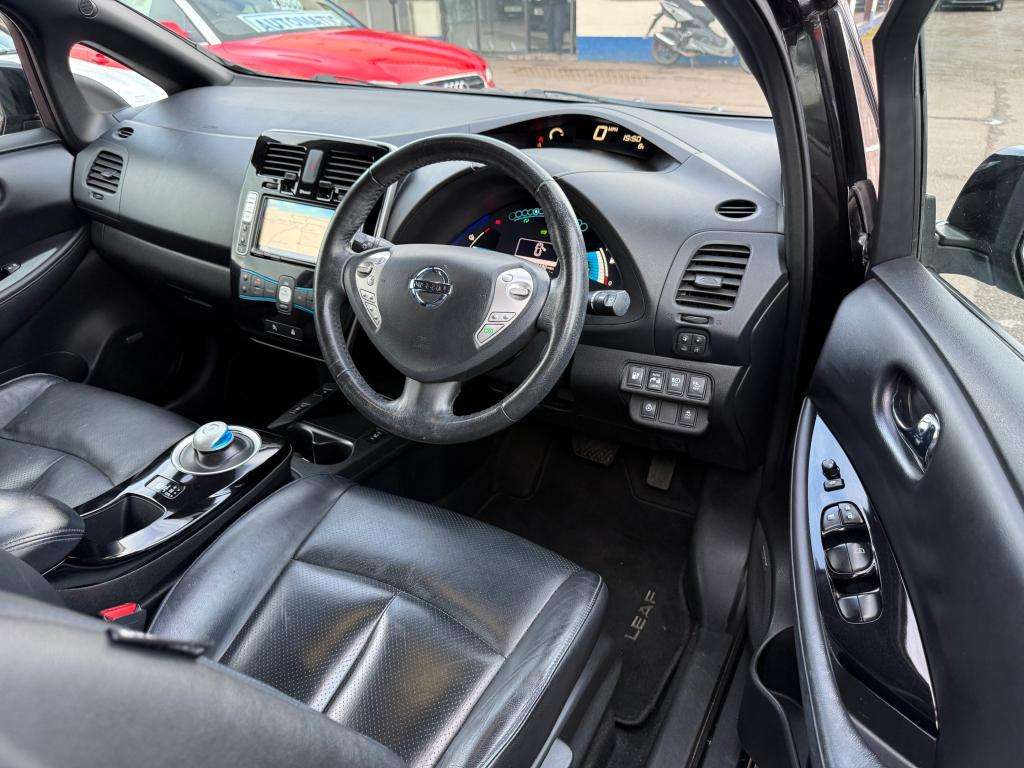 2015 NISSAN LEAF 2015 NISSAN LEAF